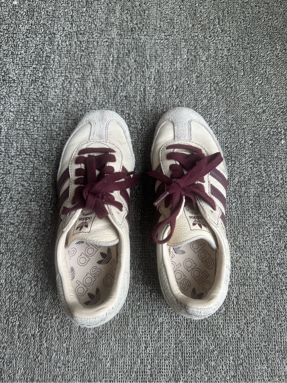 Adidias Samba Women’s Cream Sneakers with Burgundy Stripes and Laces - Size 5.5
